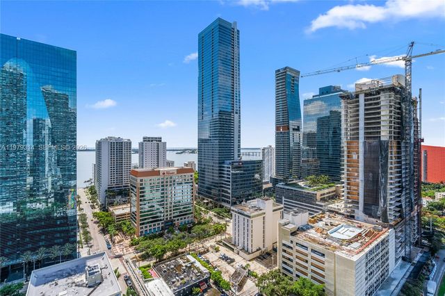 1300 S Miami Ave 2305, Miami, FL 33130