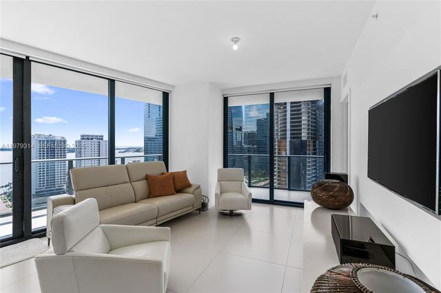 1300 S Miami Ave 2305, Miami, FL 33130