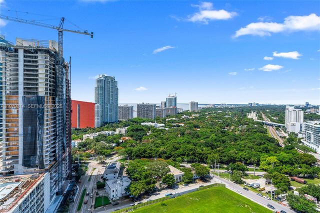 1300 S Miami Ave 2305, Miami, FL 33130