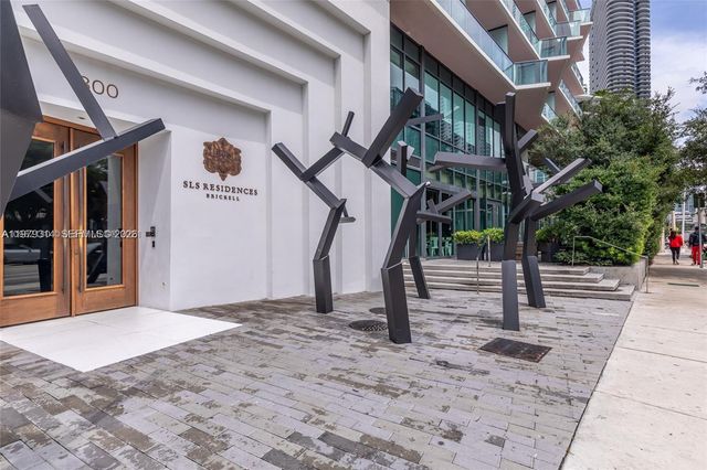 1300 S Miami Ave 2305, Miami, FL 33130