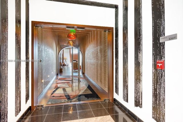 1300 S Miami Ave 2305, Miami, FL 33130