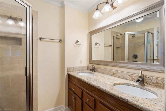 2460 Vincent Road, Winston-salem, NC 27106