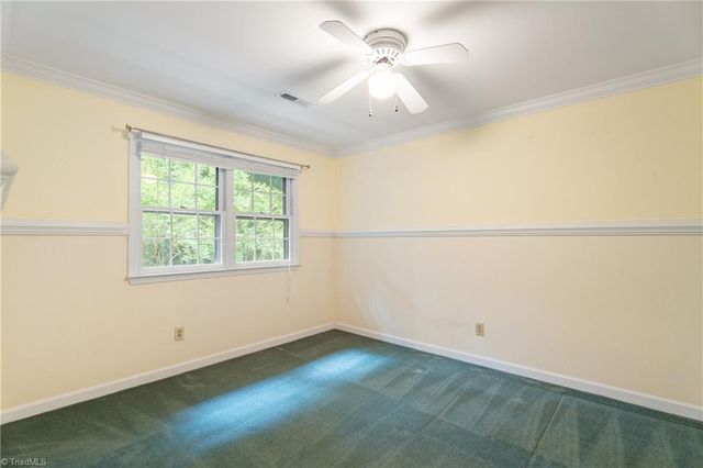 2460 Vincent Road, Winston-salem, NC 27106
