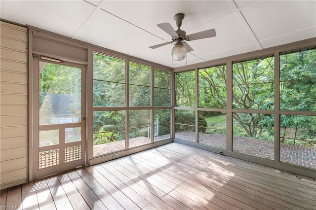 2460 Vincent Road, Winston-salem, NC 27106