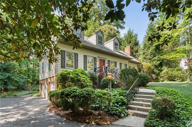 2460 Vincent Road, Winston-salem, NC 27106