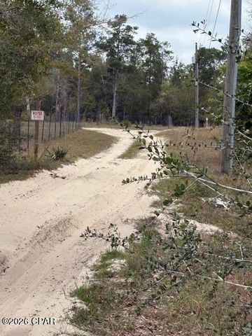 na Pecan Shadows Drive, Youngstown, FL 32466