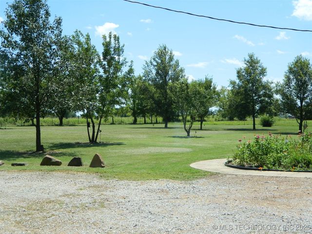 399987 W 3700 Road, Ramona, OK 74061