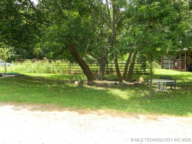 399987 W 3700 Road, Ramona, OK 74061