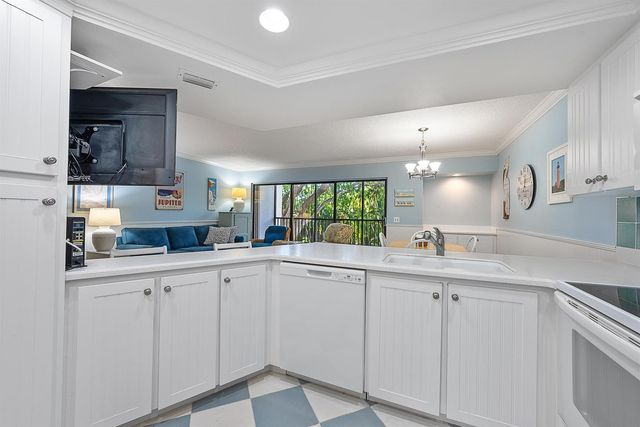 1605 S Us Highway 1 E204, Jupiter, FL 33477