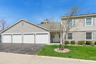 628 Mallard Court B2, Bartlett, IL 60103
