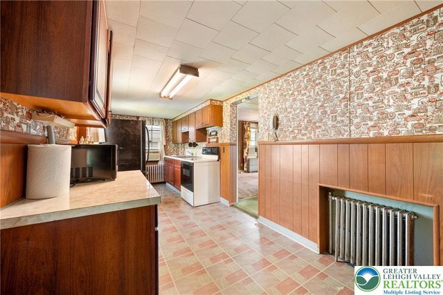 56 6th Street, Bangor Boro, PA 18013