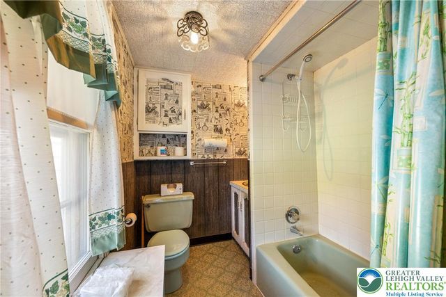 56 6th Street, Bangor Boro, PA 18013