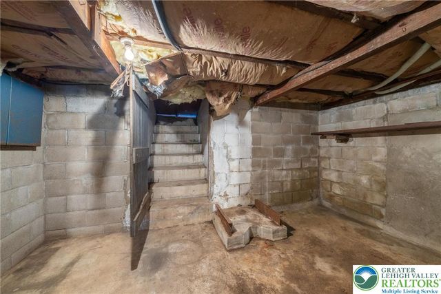 56 6th Street, Bangor Boro, PA 18013