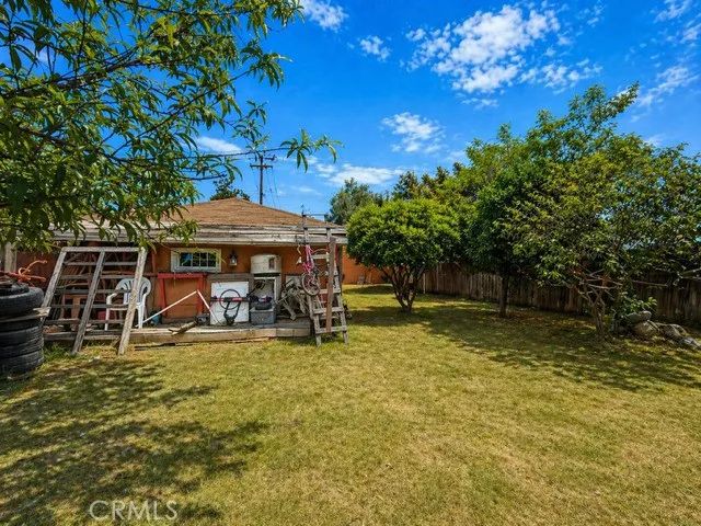488 E Gilbert, San Bernardino, CA 92404