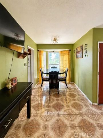 488 E Gilbert, San Bernardino, CA 92404
