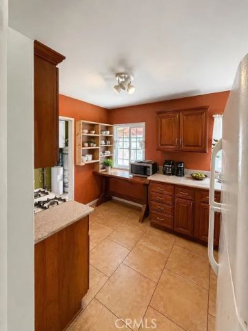 488 E Gilbert, San Bernardino, CA 92404