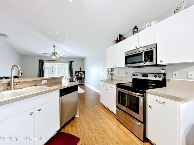 2085 Bayhill Drive, Melbourne, FL 32940