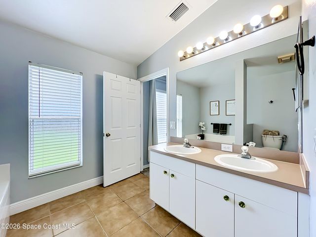 2085 Bayhill Drive, Melbourne, FL 32940