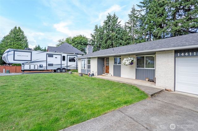 14411 116th Avenue Ct E, Puyallup, WA 98374