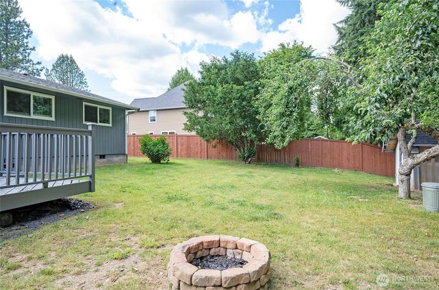 14411 116th Avenue Ct E, Puyallup, WA 98374