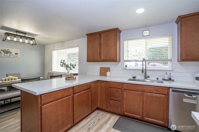14411 116th Avenue Ct E, Puyallup, WA 98374