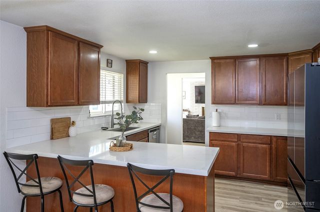 14411 116th Avenue Ct E, Puyallup, WA 98374