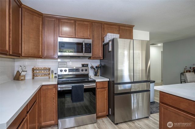 14411 116th Avenue Ct E, Puyallup, WA 98374