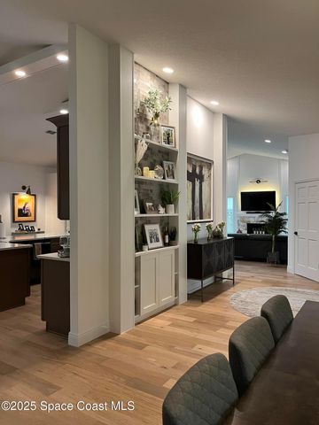 588 Peregrine Drive, Indialantic, FL 32903