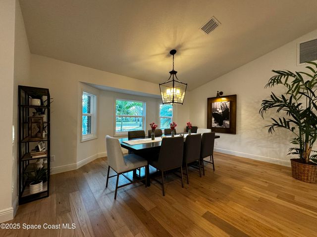 588 Peregrine Drive, Indialantic, FL 32903