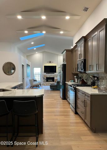 588 Peregrine Drive, Indialantic, FL 32903