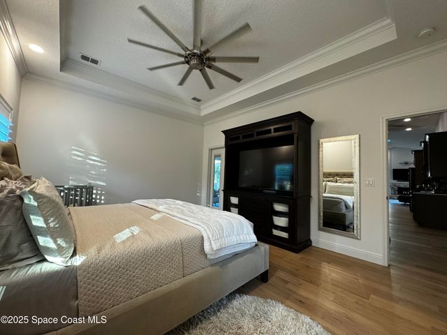 588 Peregrine Drive, Indialantic, FL 32903