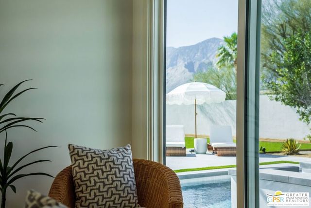 3111 E San Juan Road, Palm Springs, CA 92262