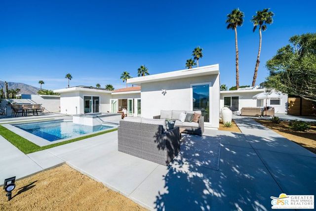 3111 E San Juan Road, Palm Springs, CA 92262