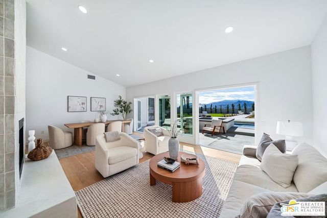 3111 E San Juan Road, Palm Springs, CA 92262