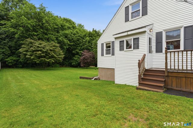 87 Lewis Street, Middletown, CT 06457