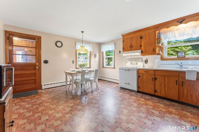 87 Lewis Street, Middletown, CT 06457