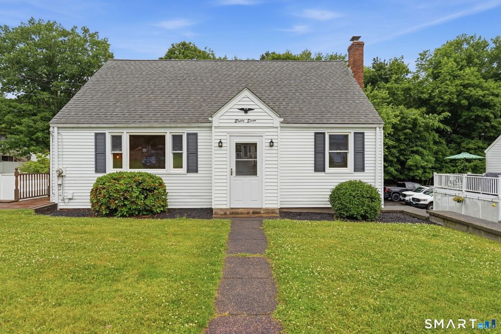 87 Lewis Street, Middletown, CT 06457