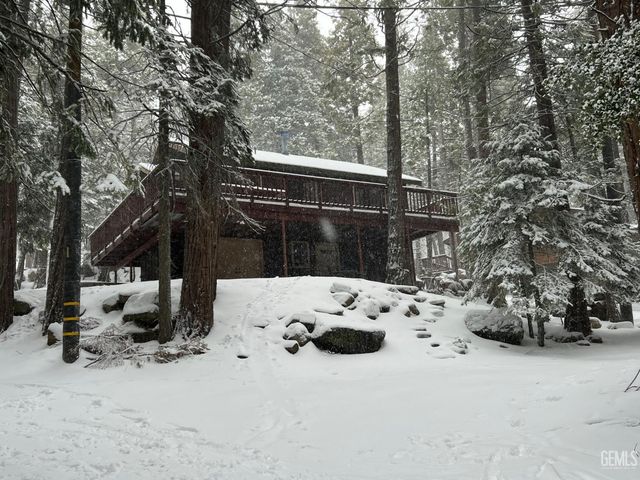 1724 Alta Sierra Road, Wofford Heights, CA 93285