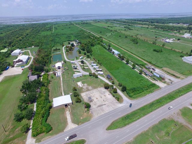 18076 Highway 3235, Galliano, LA 70354