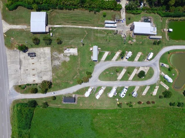 18076 Highway 3235, Galliano, LA 70354