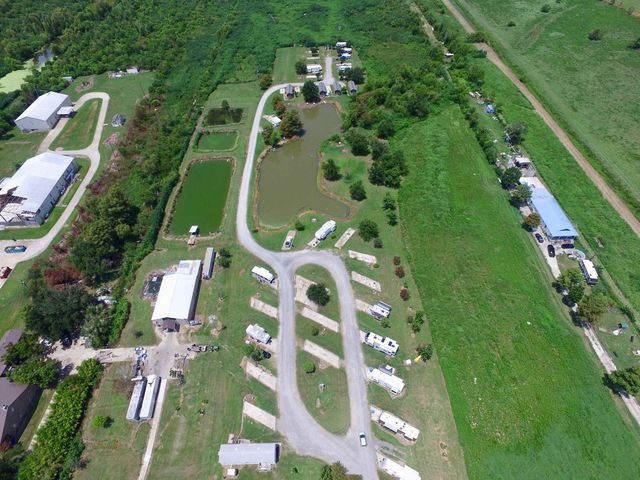 18076 Highway 3235, Galliano, LA 70354