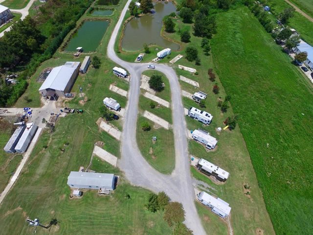 18076 Highway 3235, Galliano, LA 70354