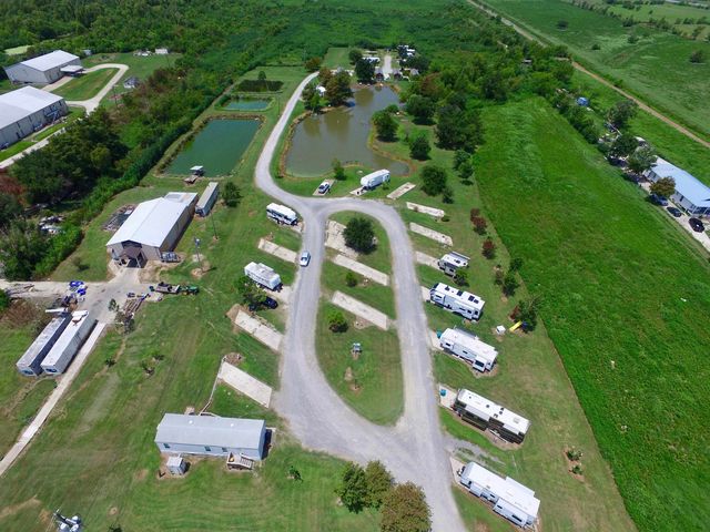 18076 Highway 3235, Galliano, LA 70354