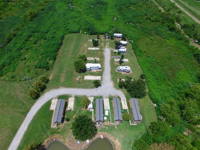 18076 Highway 3235, Galliano, LA 70354