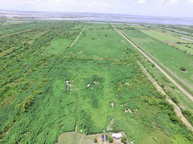 18076 Highway 3235, Galliano, LA 70354