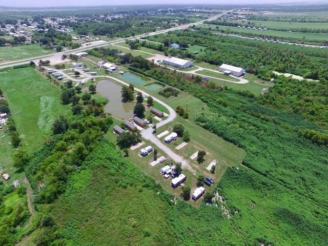18076 Highway 3235, Galliano, LA 70354