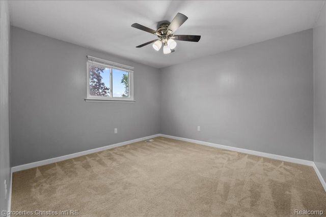 10069 Fairview Street, Taylor, MI 48180