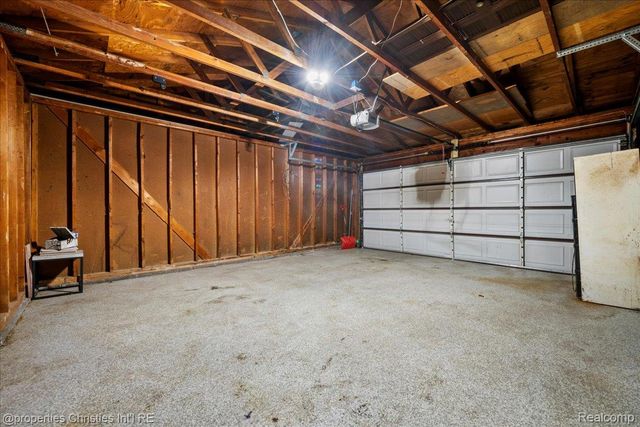10069 Fairview Street, Taylor, MI 48180