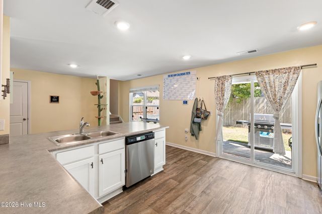 9363 Vineyard Grove Lane NE, Leland, NC 28451