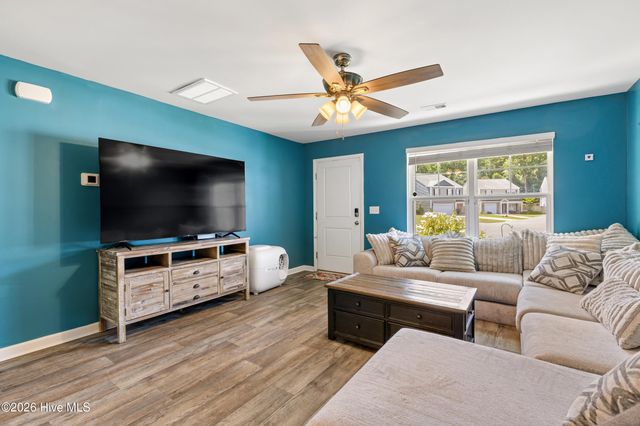 9363 Vineyard Grove Lane NE, Leland, NC 28451
